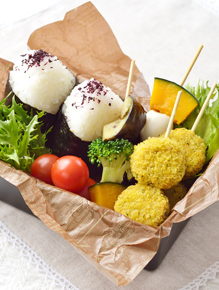 スパイシーカレーと野菜のプチ串ボールの画像
