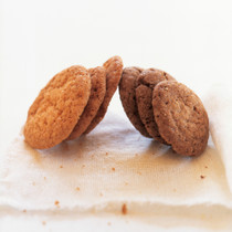 レモンクッキー(写真左)