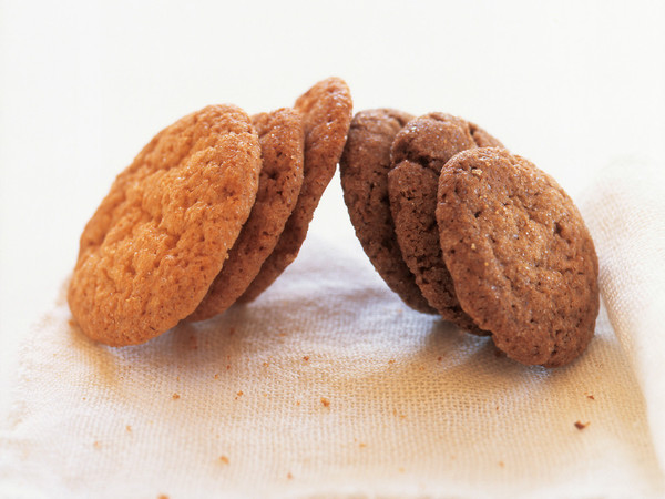レモンクッキー(写真左)