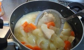 具材が崩れない!上手なルゥの溶かし方♪
