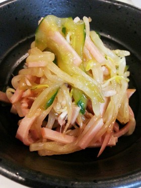 ★しょうが焼きのタレで簡単サラダ★