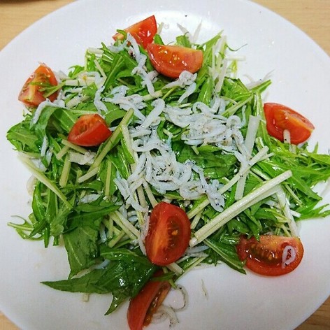 超簡単‼しらすと水菜のサラダ