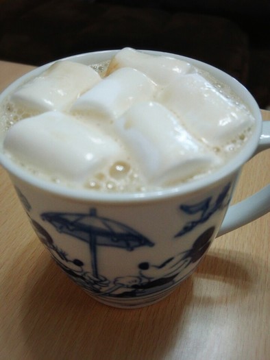 美容ドリンク～紅茶豆乳マシュマロの写真