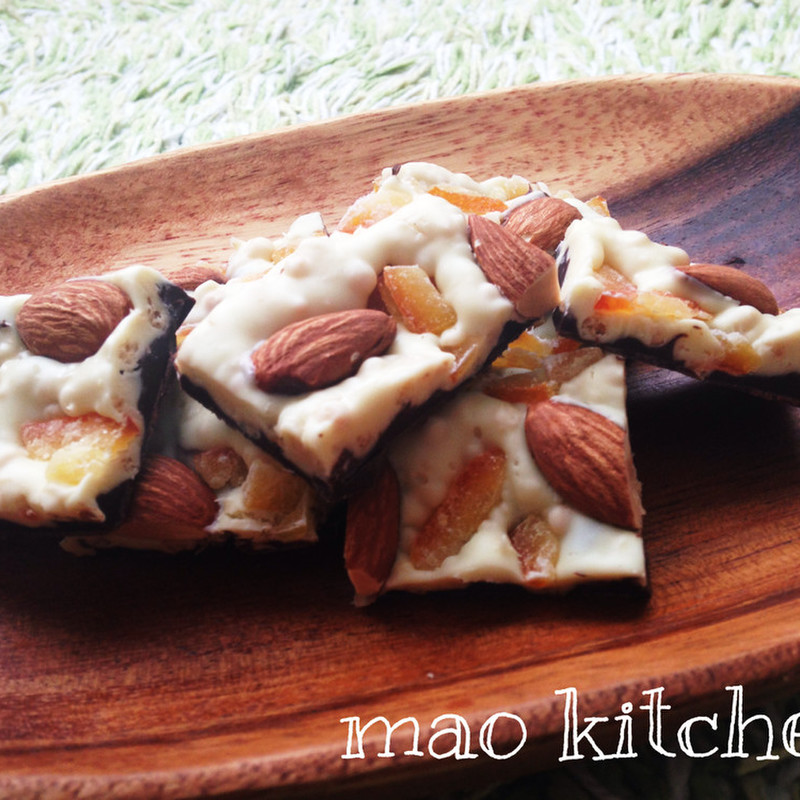 簡単な自家製チョコレートバークのレシピ