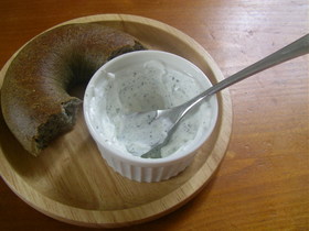ヨーグルトクリーム^^お茶味