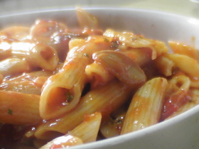 レトルト混合パスタのトマトソース