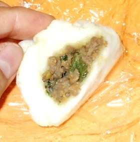 肉まん♪簡単!食パン・肉味噌・レンジだけ