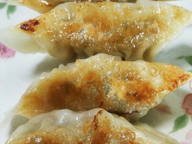 ふきのとう餃子 レシピ 作り方 By まぁぁぁぼう クックパッド 簡単おいしいみんなのレシピが354万品