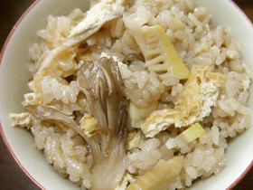 筍と舞茸の炊き込みご飯