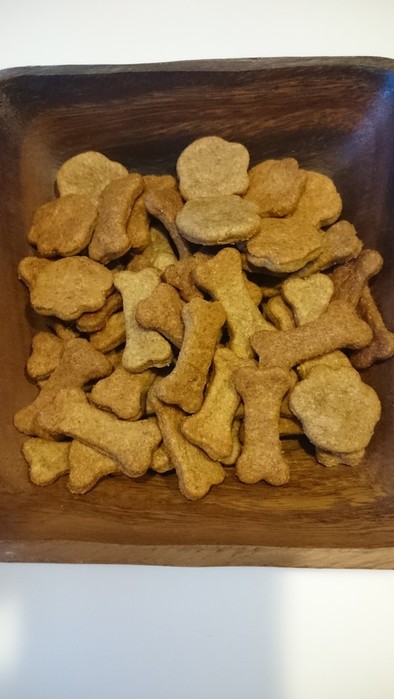 無添加砂糖不使用 全粒粉クッキー犬 の写真