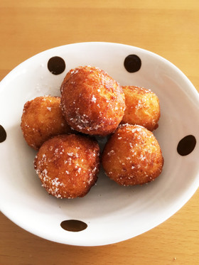 パン粉と卵だけ ドーナツ パン粉と卵だけ 材料を混ぜるだけで簡単ドーナツ 余ったパン粉消費 簡単さくさくクッキー パンケーキ ドーナツのレシピ Naver まとめ