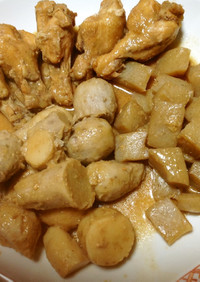 里芋と鶏手羽元の味噌煮込み