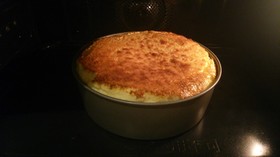 焼き立てフワフワ スフレチーズケーキ