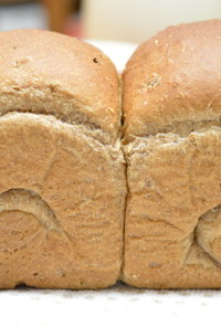 マルチグレインのパン２