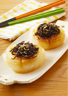 新玉ねぎの塩昆布レンジ蒸し