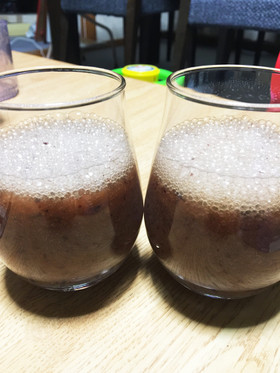 りんごと冷凍巨峰のフレッシュジュース♪