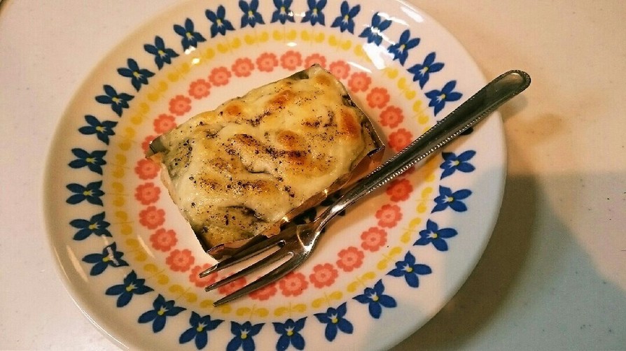 モロヘイヤケーキのチーズ焼きの画像