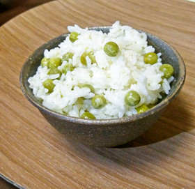 関西の春の定番!豆ごはん
