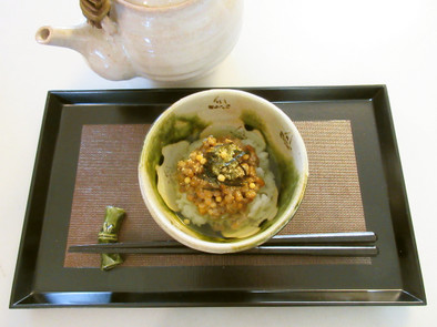 日本茶にこだわる納豆茶漬け　柚子胡椒風味の写真