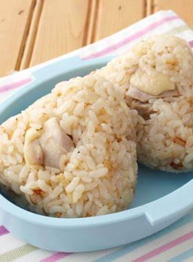 アジアン鶏飯おにぎり