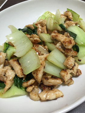 男一人暮らし 鶏むね肉とチンゲン菜炒め