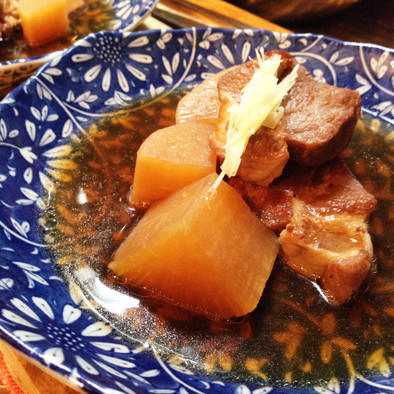 豚角煮大根 柚子胡椒仕立の写真