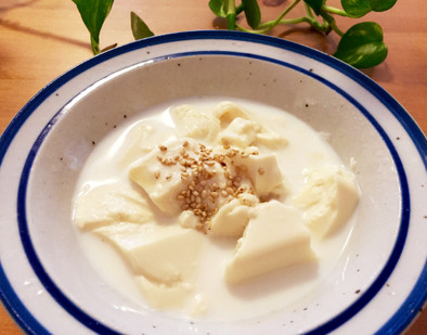 3分レシピ☆とろとろ豆腐の牛乳スープの写真