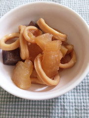 イカと大根の煮物の写真