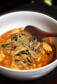 韓国風 辛いスープ