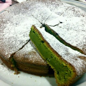 青汁ショコラケーキ
