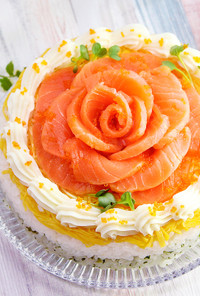 雛祭り♡サーモンのお花でケーキ寿司♡
