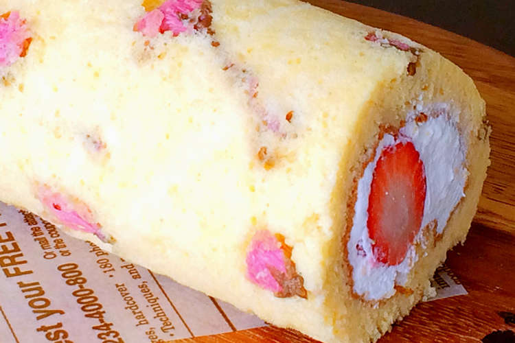 桜のロールケーキ 共立て レシピ 作り方 By Yiniカフェ料理 クックパッド