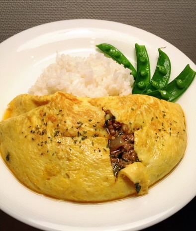 小松菜と豚挽肉の旨々オムレツ☆節約！の写真