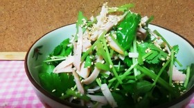 おうち居酒屋★大量消費三葉とハムのサラダ