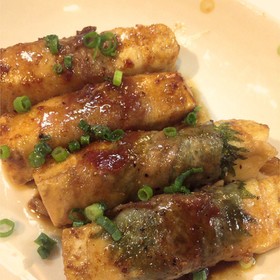 甘辛な木綿豆腐の肉巻き
