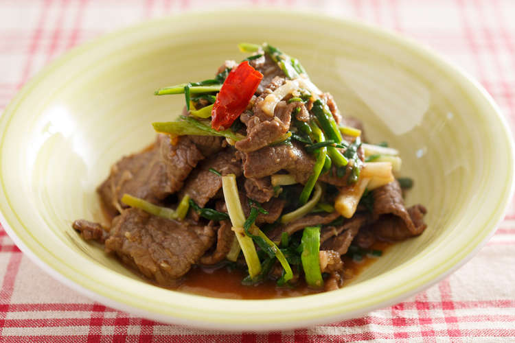 あさつきと牛肉のにんにく炒め レシピ 作り方 By 大地を守る会 クックパッド
