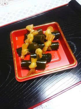お節にも*ミニ昆布巻き*
