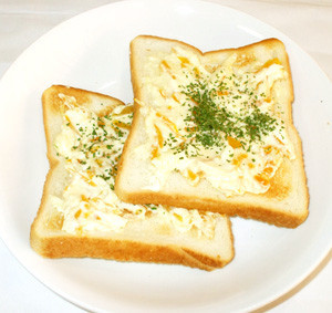 クリームチーズとマーマレード簡単トーストの画像
