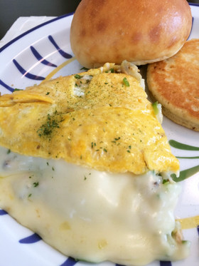 【低糖質なおかず】ツナとチーズのオムレツ