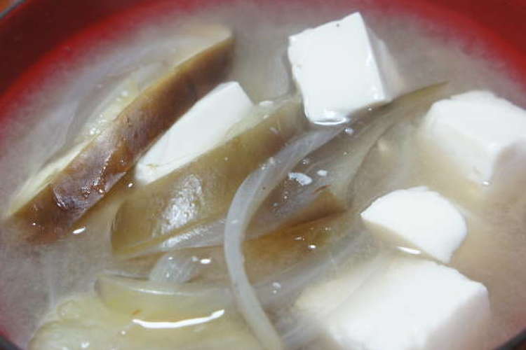 玉ねぎ 豆腐 なすの味噌汁 レシピ 作り方 By さつきa クックパッド