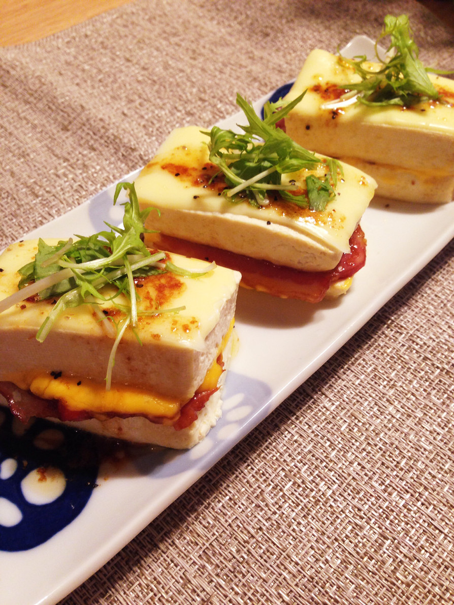 お豆腐のチーズたっぷりステーキサンド☆の画像