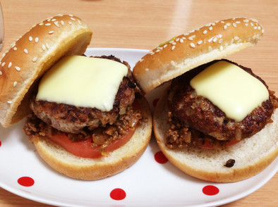おうちでハンバーガー♡ミートソース味の写真