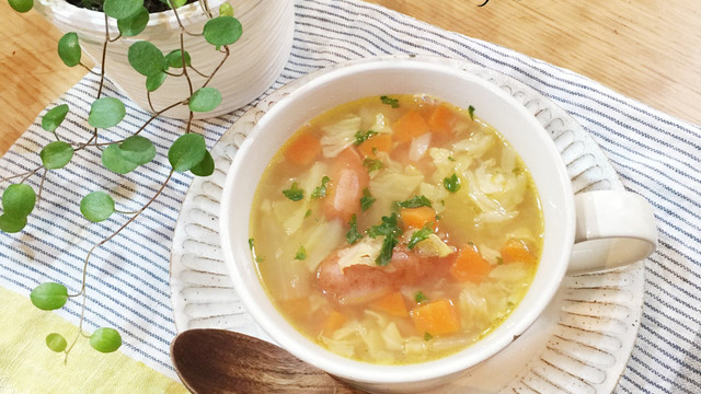ウインナーとたっぷり野菜だしのスープ レシピ 作り方 By Sachi5 クックパッド 簡単おいしいみんなのレシピが365万品