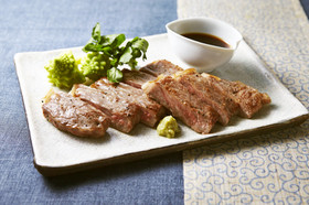和牛のステーキ わさびソース