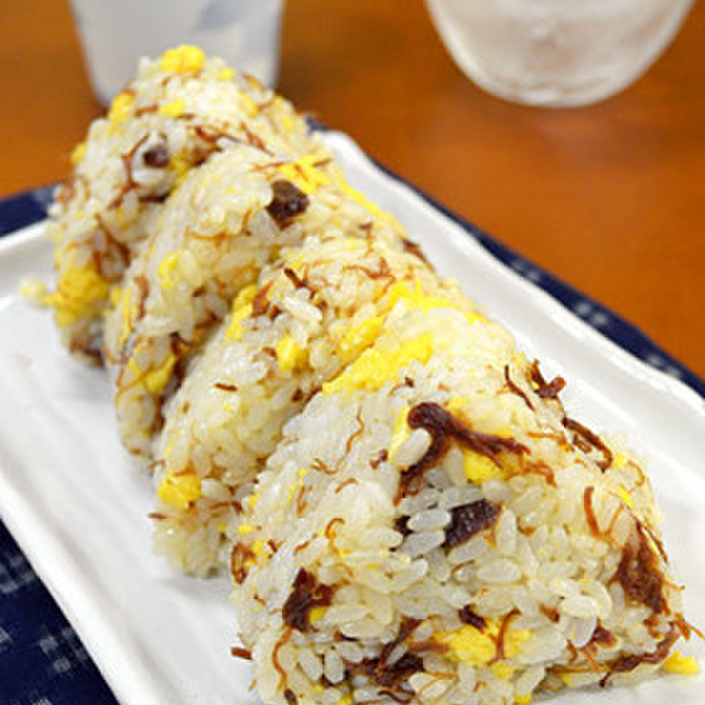コンビーフのそぼろ風おにぎり レシピ 作り方 By ふるさと納税上士幌 クックパッド 簡単おいしいみんなのレシピが354万品 コンビーフのそぼろ風おにぎり レシピ 作り方 By ふるさと納税上士幌 クックパッド 簡単おいしいみんなのレシピが354万品