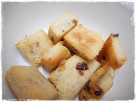 子どものおやつ 米粉のバナナケーキ