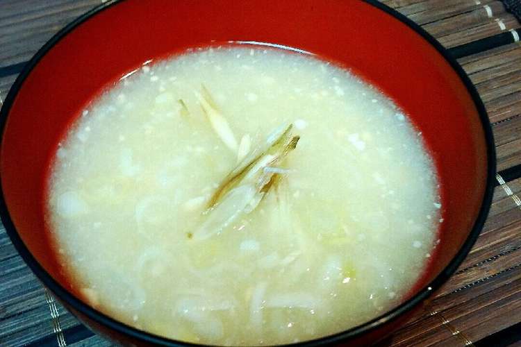 トロミが旨い ジャガイモすり下ろし味噌汁 レシピ 作り方 By Chiibubu クックパッド 簡単おいしいみんなのレシピが360万品