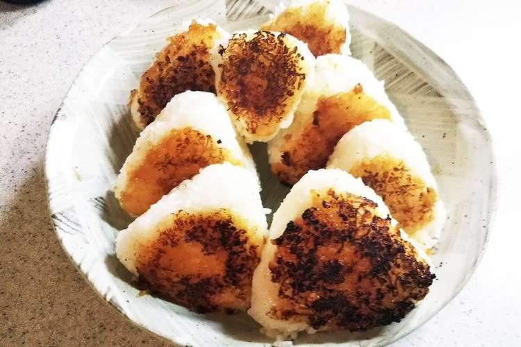 余ったご飯で味噌焼きおにぎり レシピ 作り方 By Rai0526 クックパッド 簡単おいしいみんなのレシピが352万品