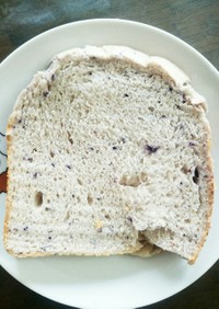 クリームチーズとブルーベリーの簡単食パン