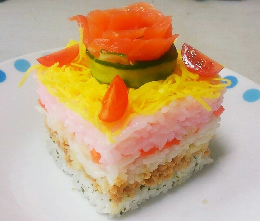 ☆ひな祭りに☆6色ケーキ寿司☆の画像